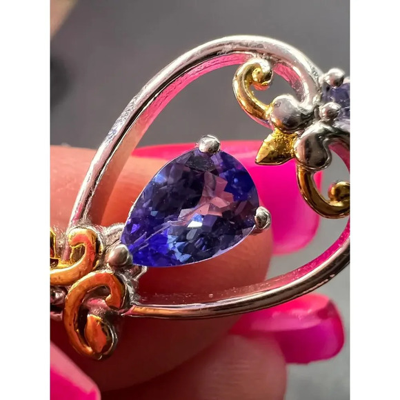 Tanzanite two toned sterling silver chandelier lever back earrings - Picture 9 of 9